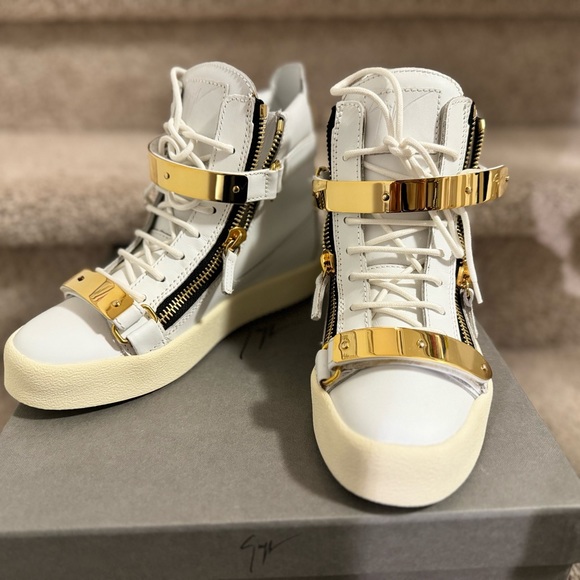 Giuseppe Zanotti Zip Detailed Double Metal High-Top Sneakers - Picture 7 of 13